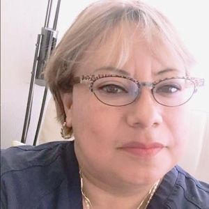 Meet your Posher, Chanel